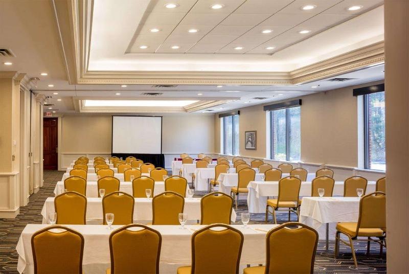 DoubleTree by Hilton Hotel Leominster image