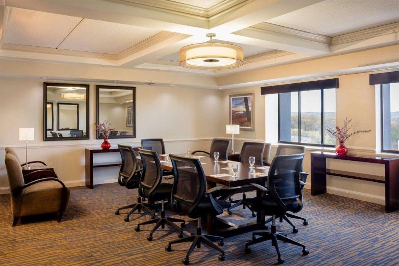 DoubleTree by Hilton Hotel Leominster image
