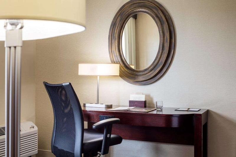 DoubleTree by Hilton Hotel Leominster image