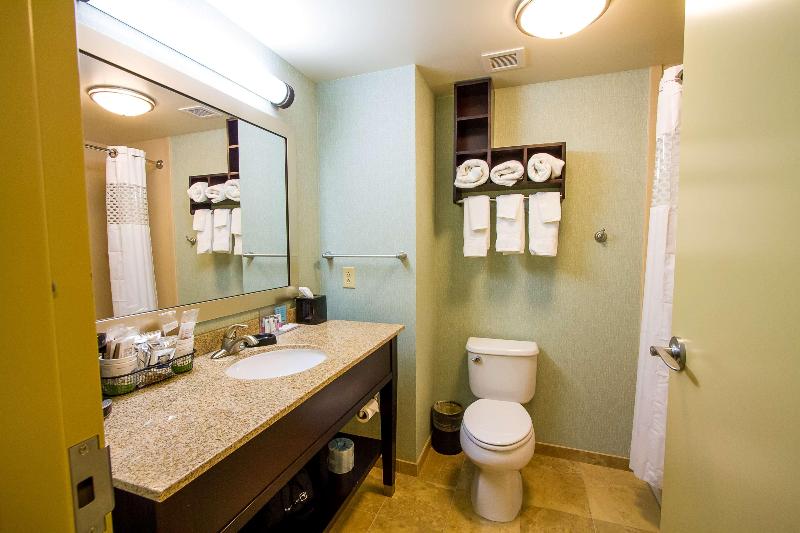 Hampton Inn Fayetteville image