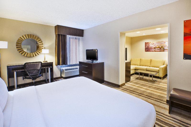 Holiday Inn Washington-Dulles Intl Airport By IHG image