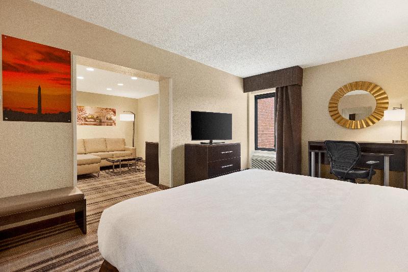 Holiday Inn Washington-Dulles Intl Airport By IHG image