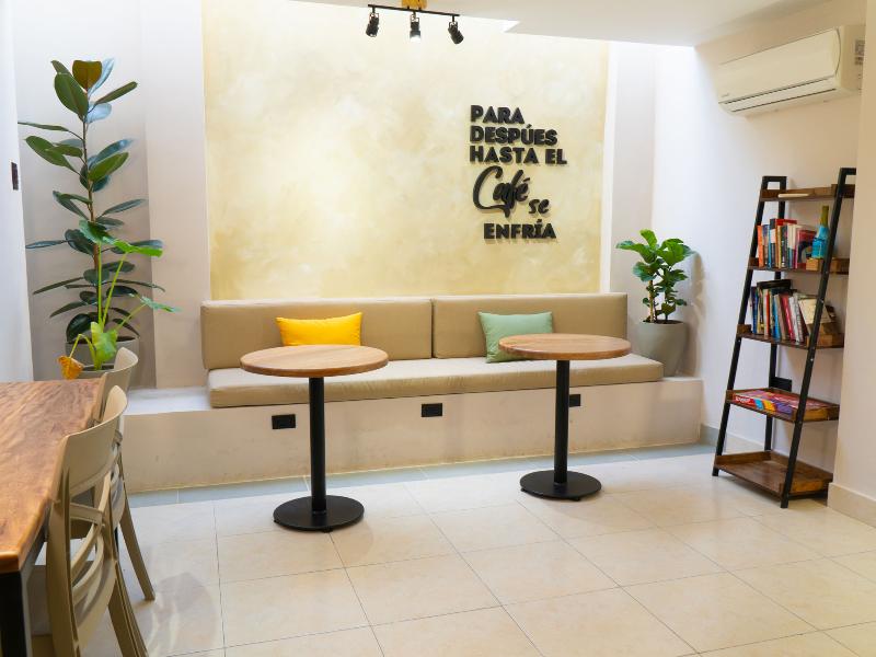 Hotel Valladolid image