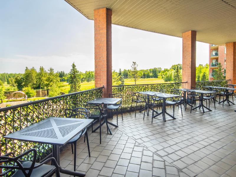 Château Cartier Hotel & Resort