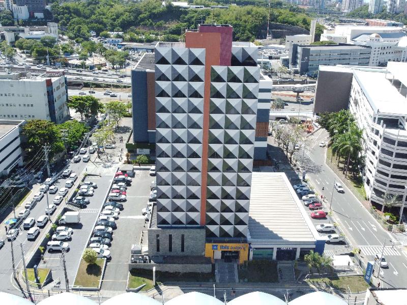 Ibis Budget Salvador — exterior view