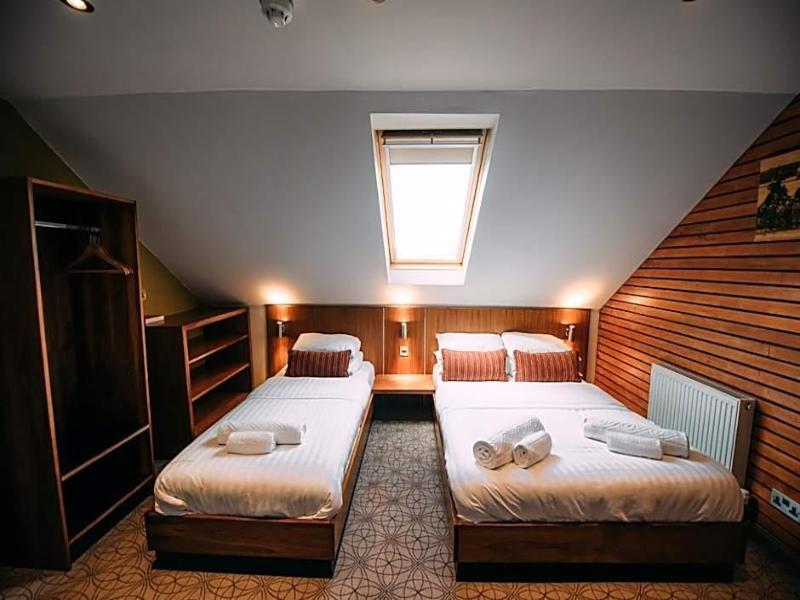 The Commercial Hotel image