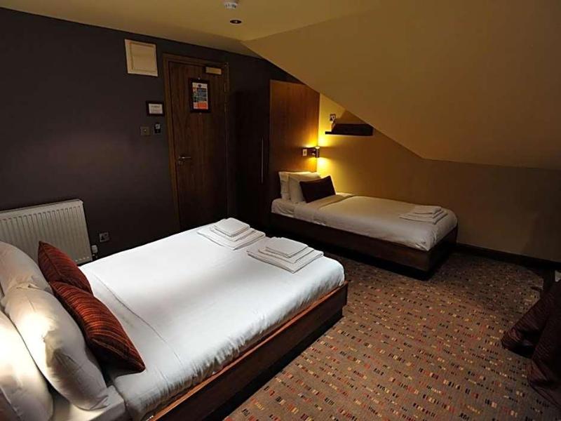 The Commercial Hotel image