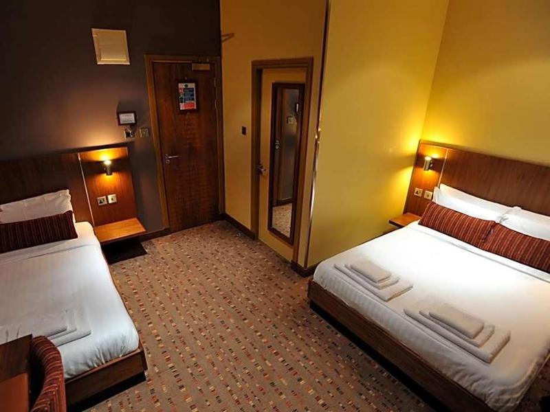 The Commercial Hotel image