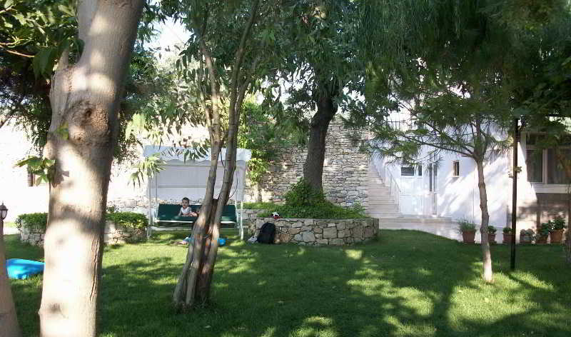 Troas Beach Hotel — general view