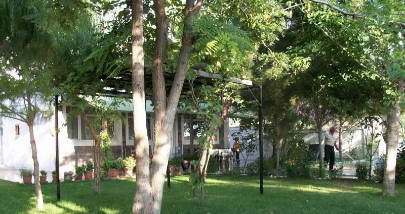 Troas Beach Hotel — general view