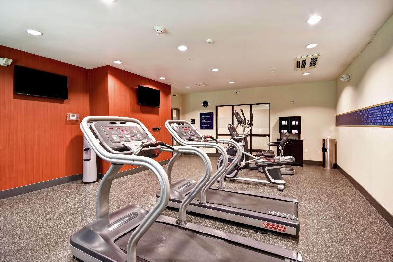 Hampton Inn Middletown image