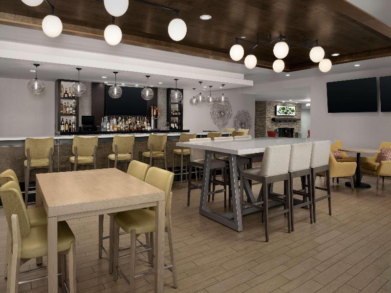 Hilton Garden Inn Marina Del Rey image