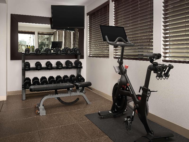 Hilton Garden Inn Marina Del Rey image