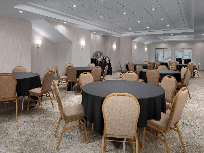 Hilton Garden Inn Marina Del Rey image
