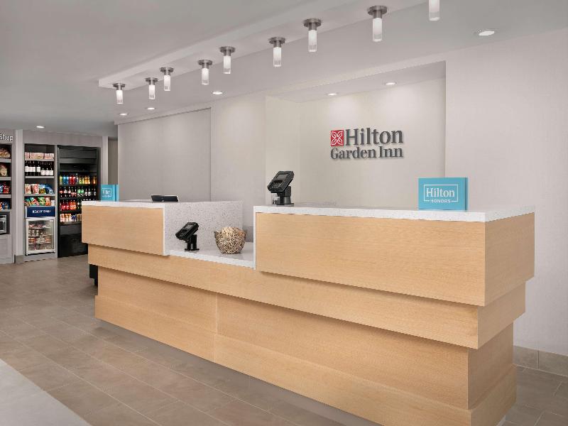 Hilton Garden Inn Marina Del Rey image