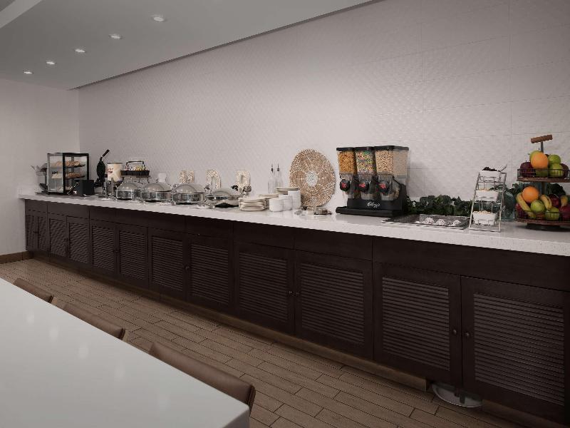Hilton Garden Inn Marina Del Rey image