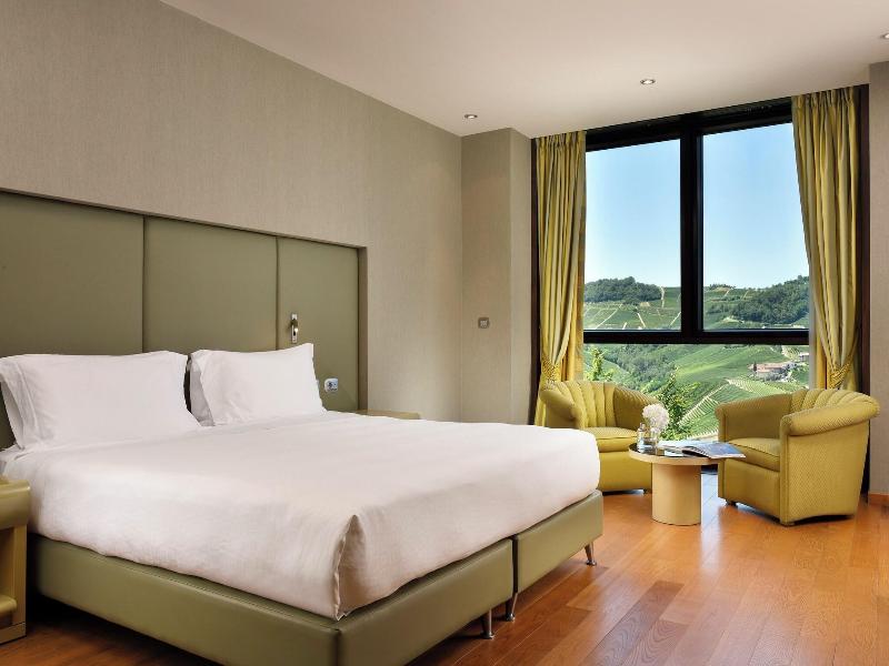 Il Boscareto Resort E Spa image