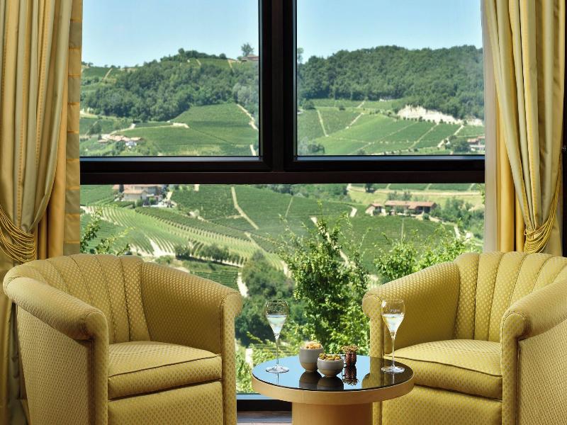 Il Boscareto Resort E Spa image