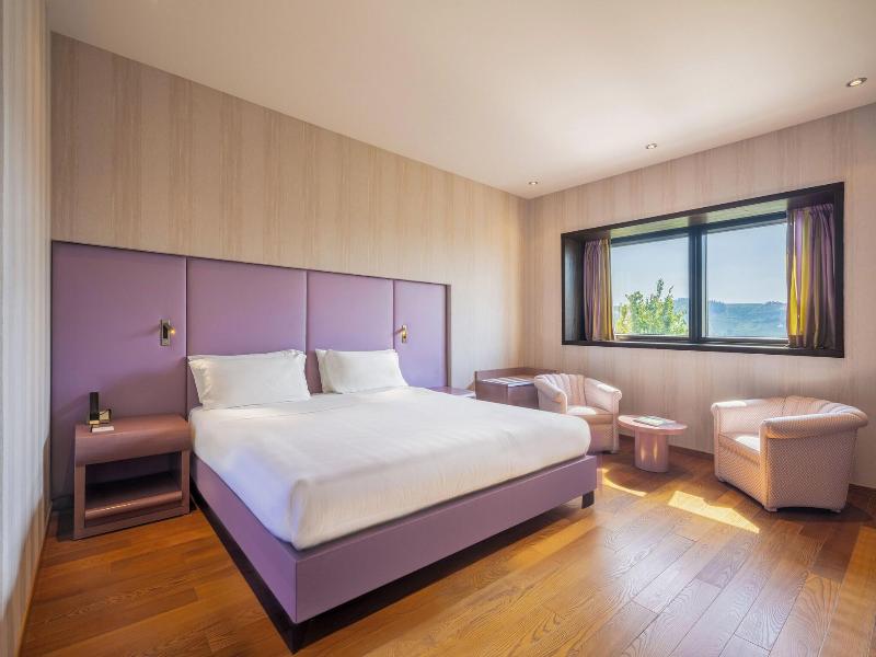 Il Boscareto Resort E Spa image