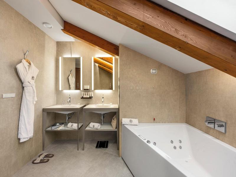 Il Boscareto Resort E Spa image