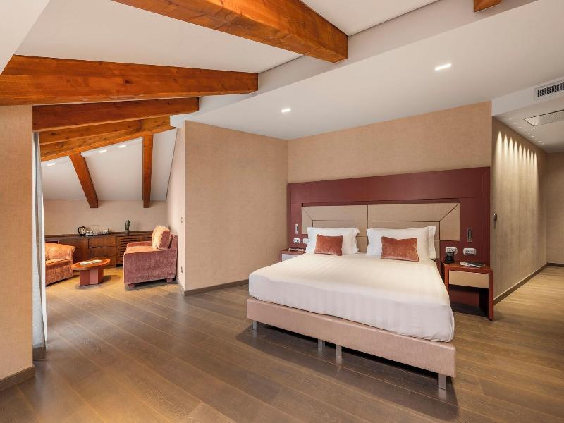 Il Boscareto Resort E Spa image