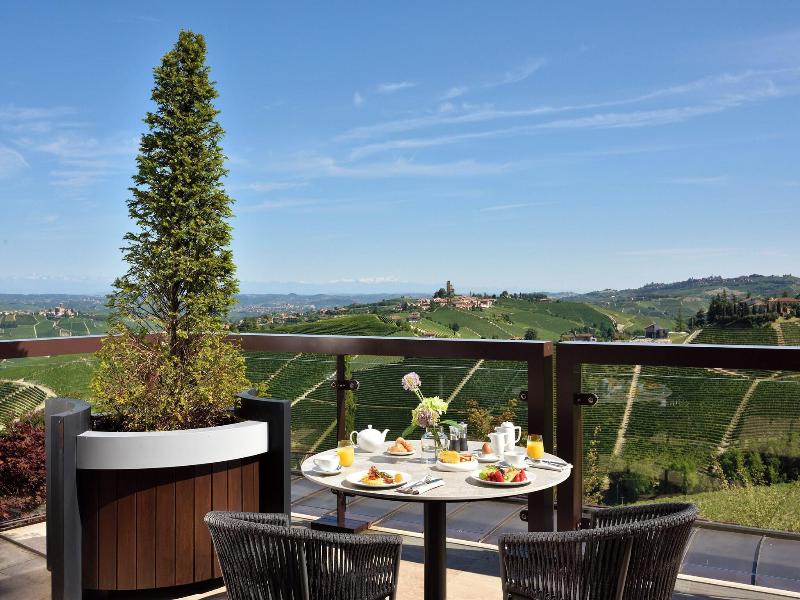 Il Boscareto Resort E Spa image