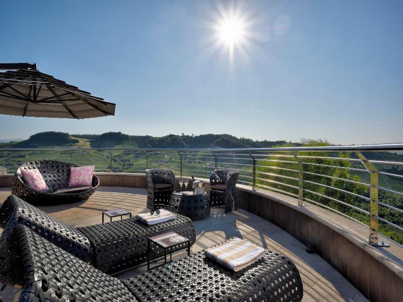 Il Boscareto Resort E Spa image