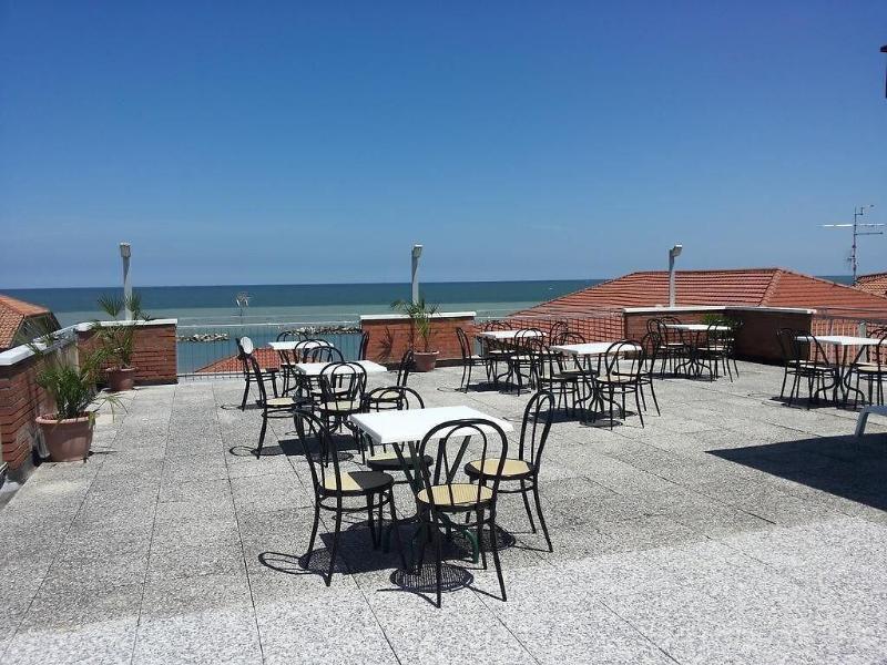 Hotel Jolanda   Bellaria image