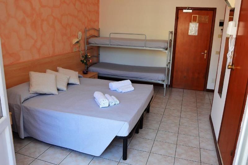 Hotel Jolanda   Bellaria image