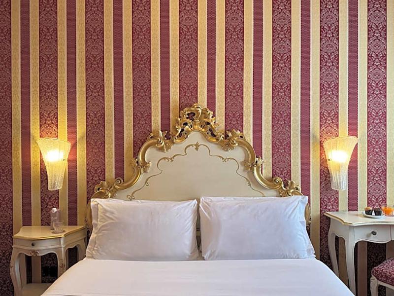 Hotel Alcyone image