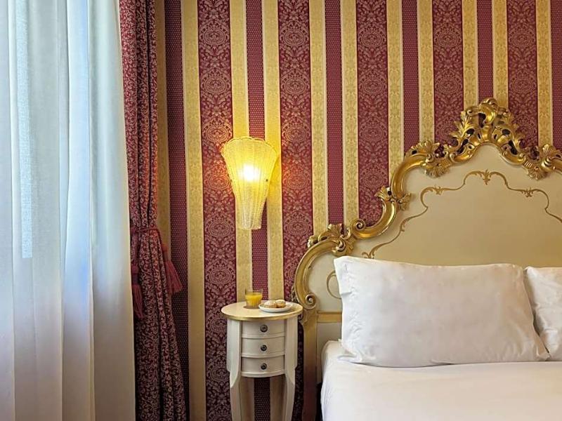 Hotel Alcyone image