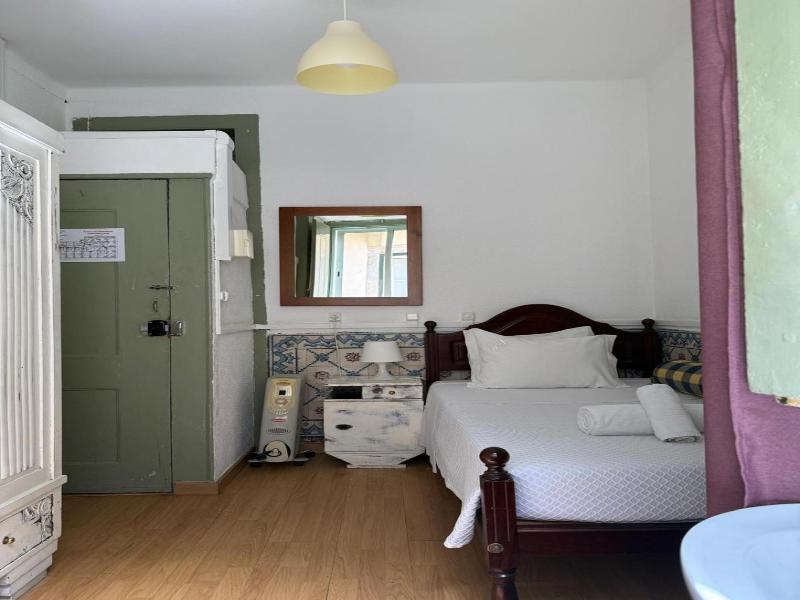 New Aljubarrota Guesthouse image