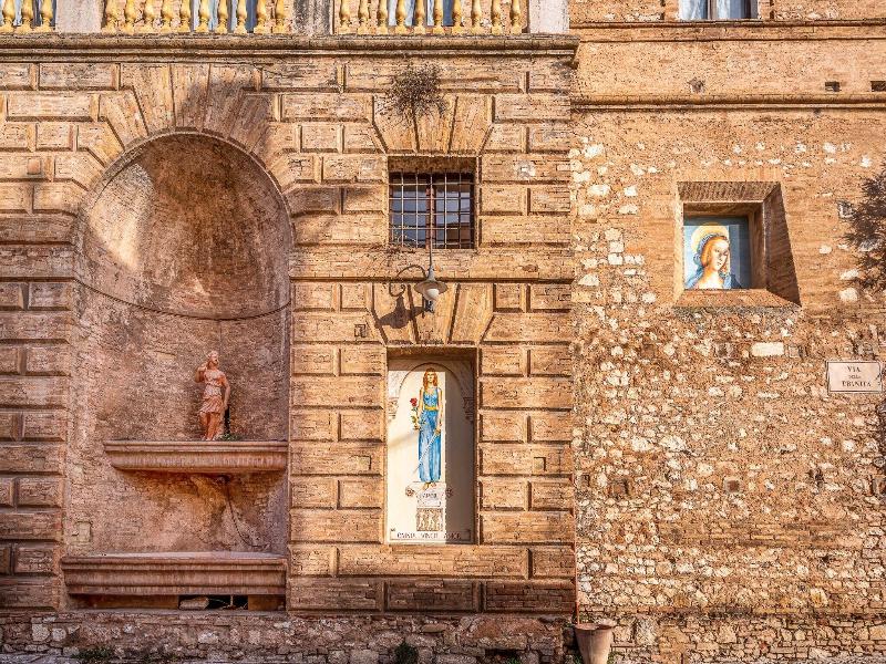 Trevi Hotel image