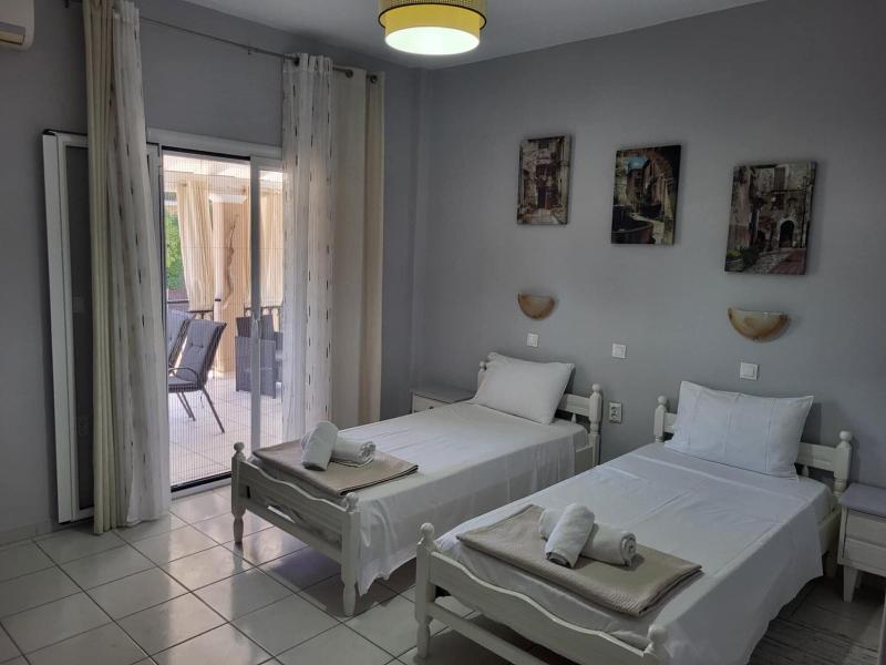 Asprokavos Apartments image