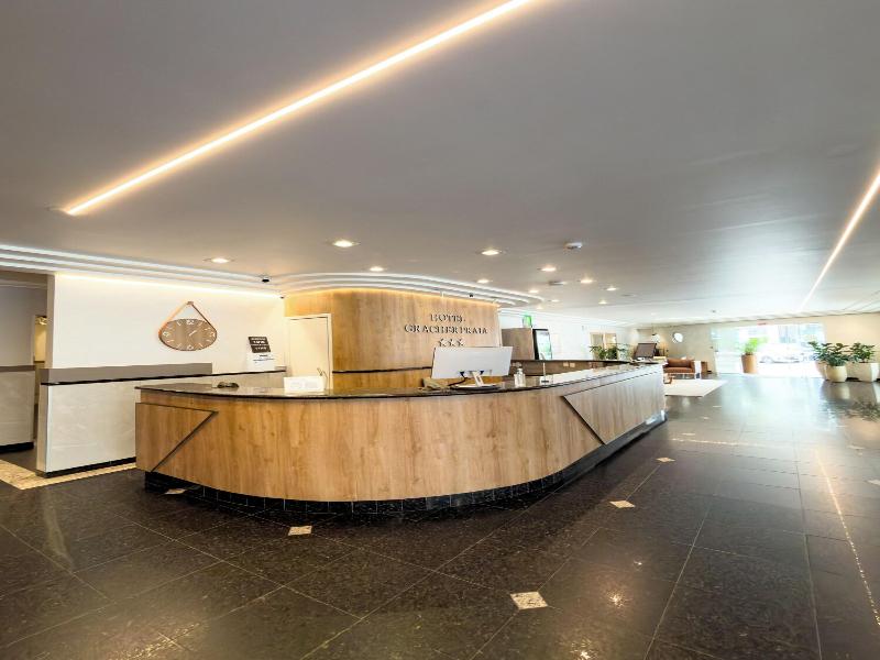 Gracher Praia Hotel