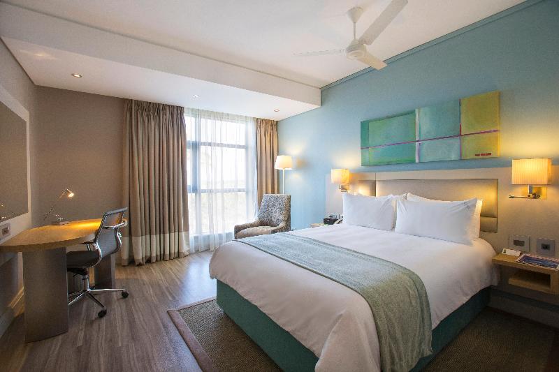 Holiday Inn Mon Tresor image
