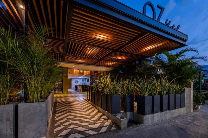 Oz Hotel image