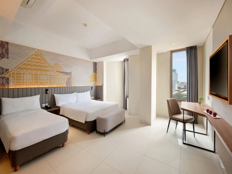Aston Inn Pantai Losari Makassar image