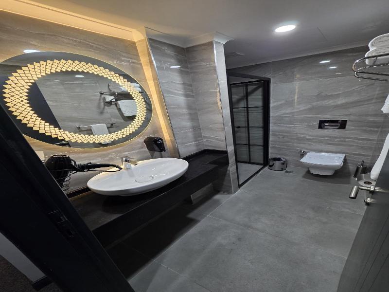 Gardan Hotel Beylikdüzü image