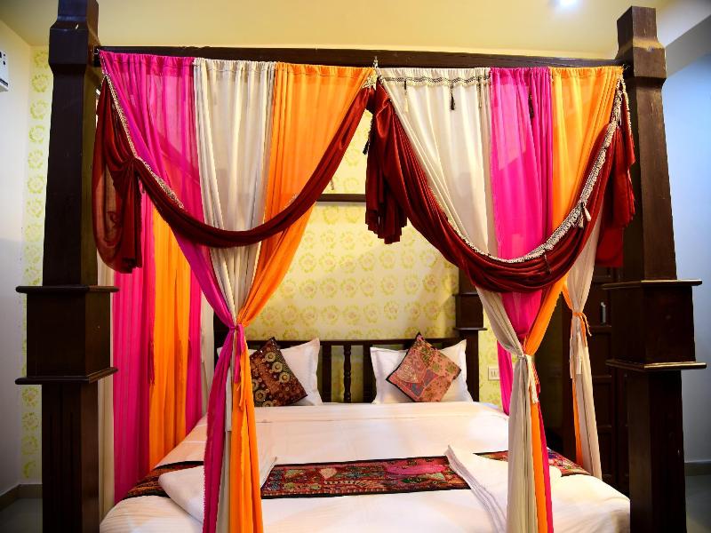 Marina Mahal image