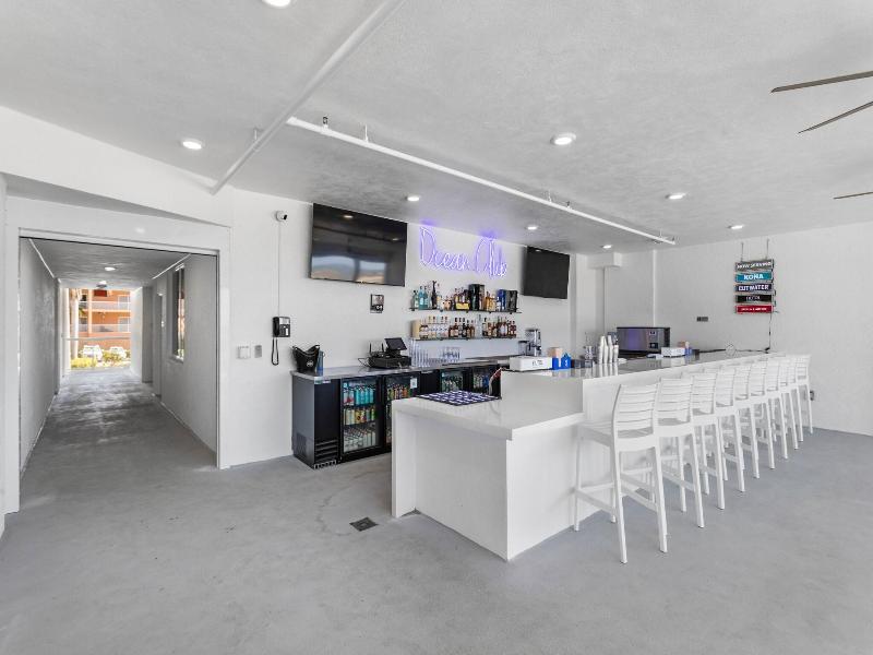 Treasure Island Ocean Club image