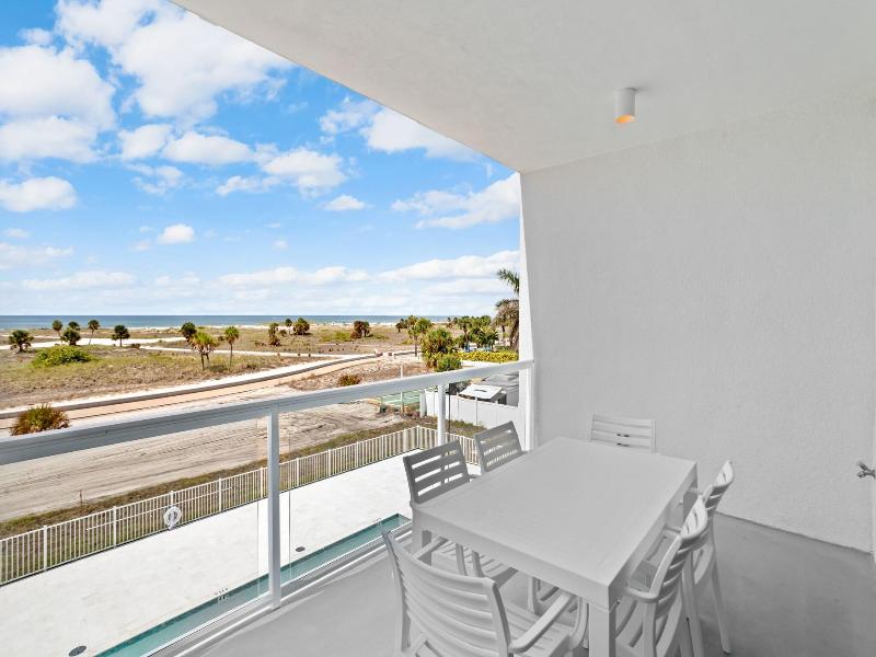 Treasure Island Ocean Club image