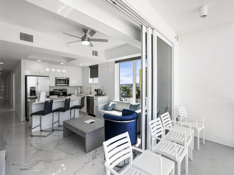 Treasure Island Ocean Club image