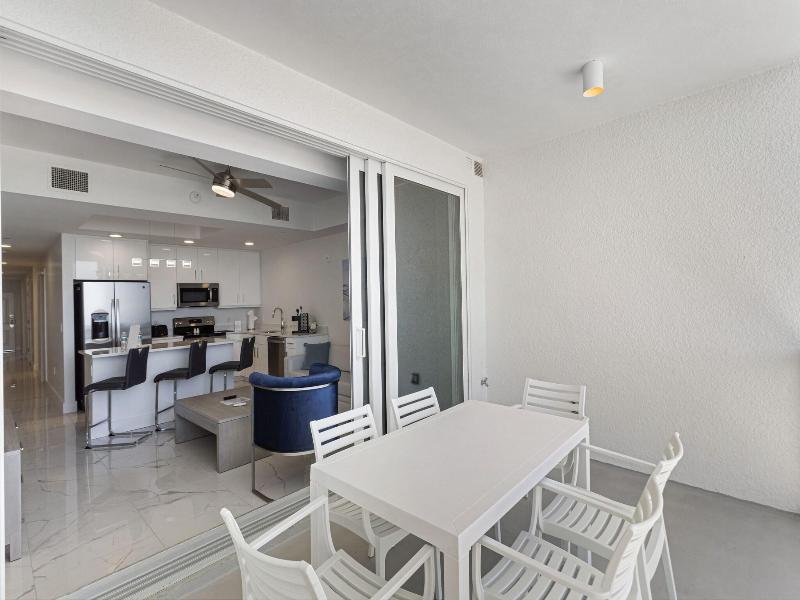 Treasure Island Ocean Club image