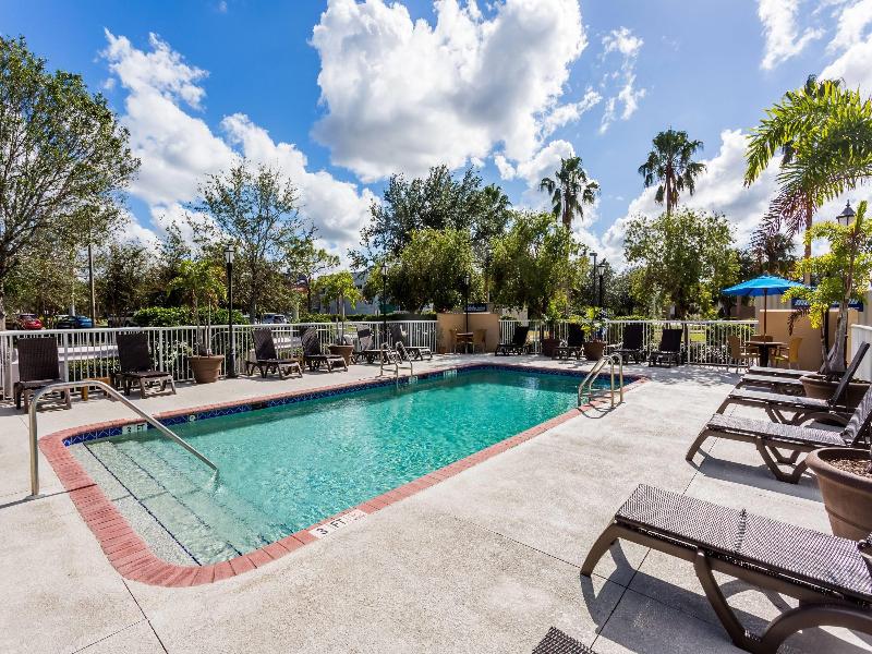 Baymont by Wyndham Fort Myers Airport image