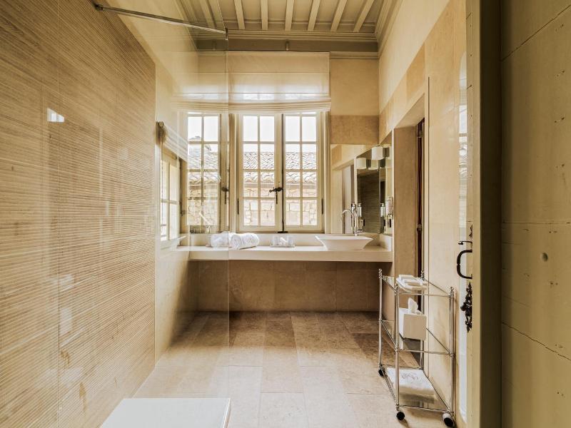 La Maison d'Uzes Relais & Chateaux image