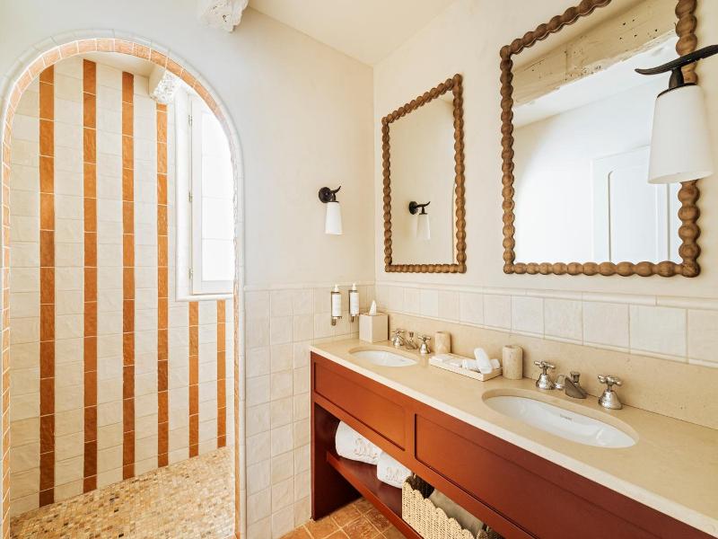 La Maison d'Uzes Relais & Chateaux image