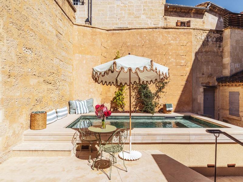 La Maison d'Uzes Relais & Chateaux image