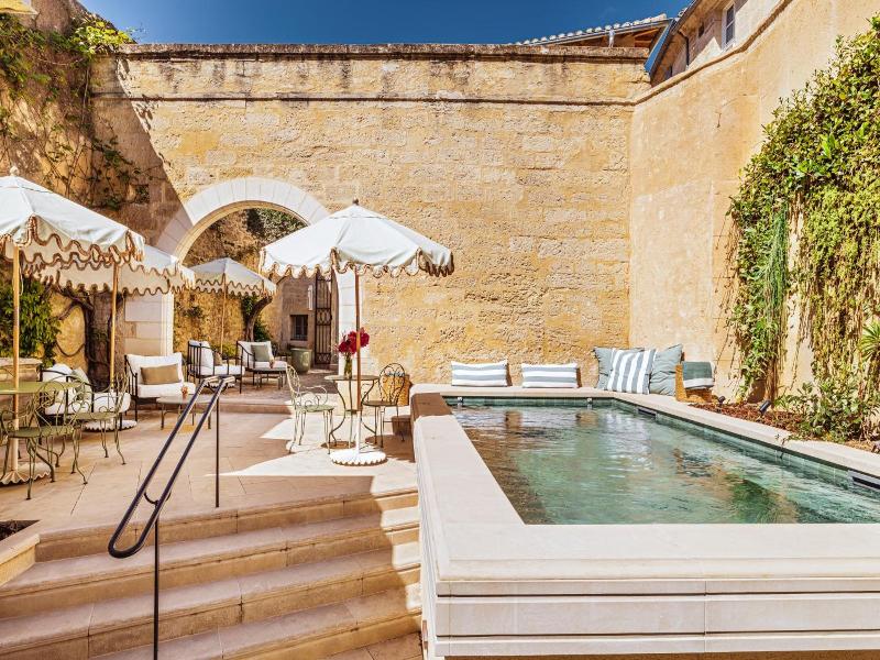 La Maison d'Uzes Relais & Chateaux image