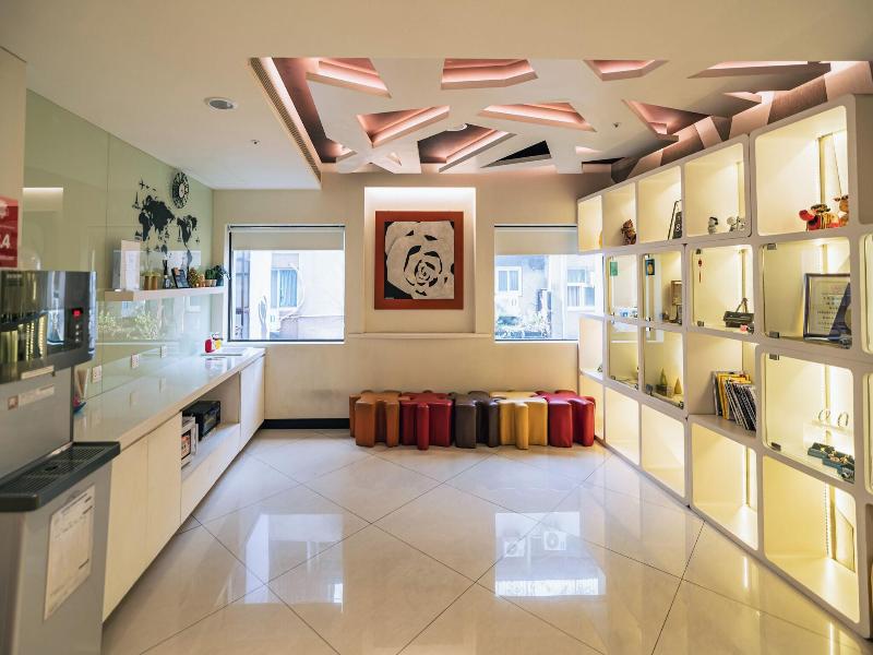 Hotel Puri Taipei Station Branch image